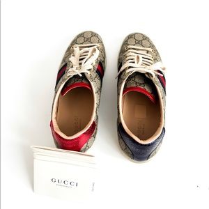 Gucci Sneakers GG Supreme Size 37+. Shoe Box and Slip Bag Included